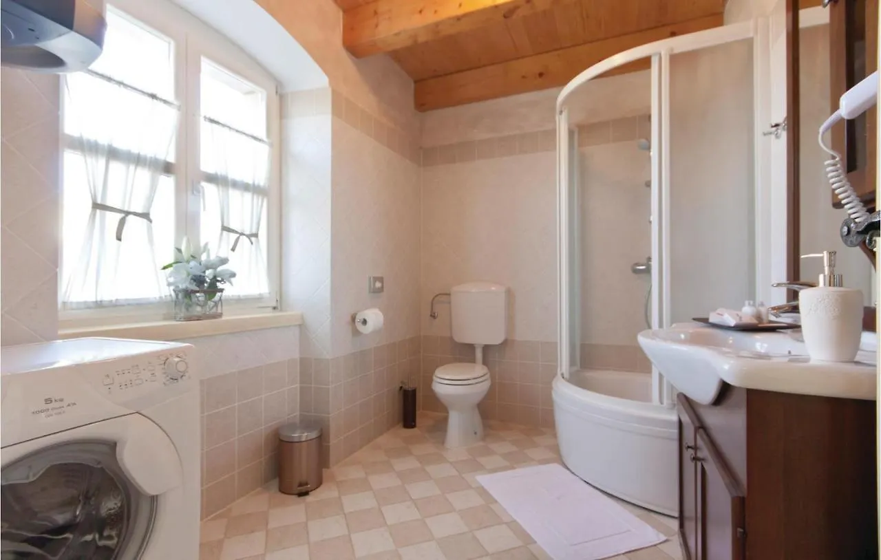 Lovely Home In Hrboki With Wifi